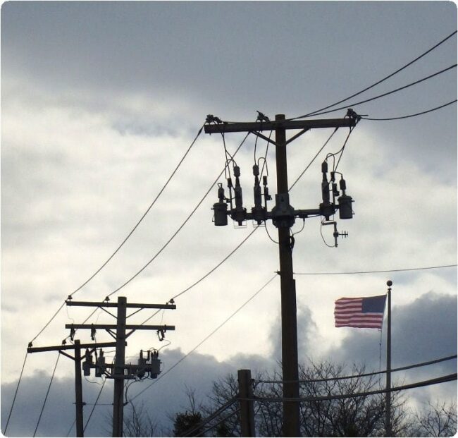 FLISR, G&W Recloser with SEL R Controller on EFS