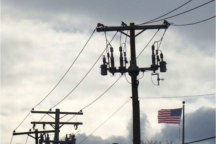 FLISR, G&W Recloser with SEL R Controller on EFS